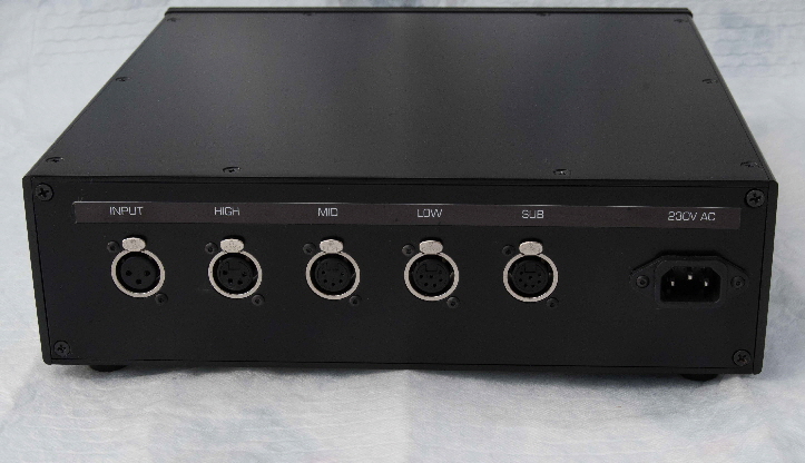 NS1000 amp Rear